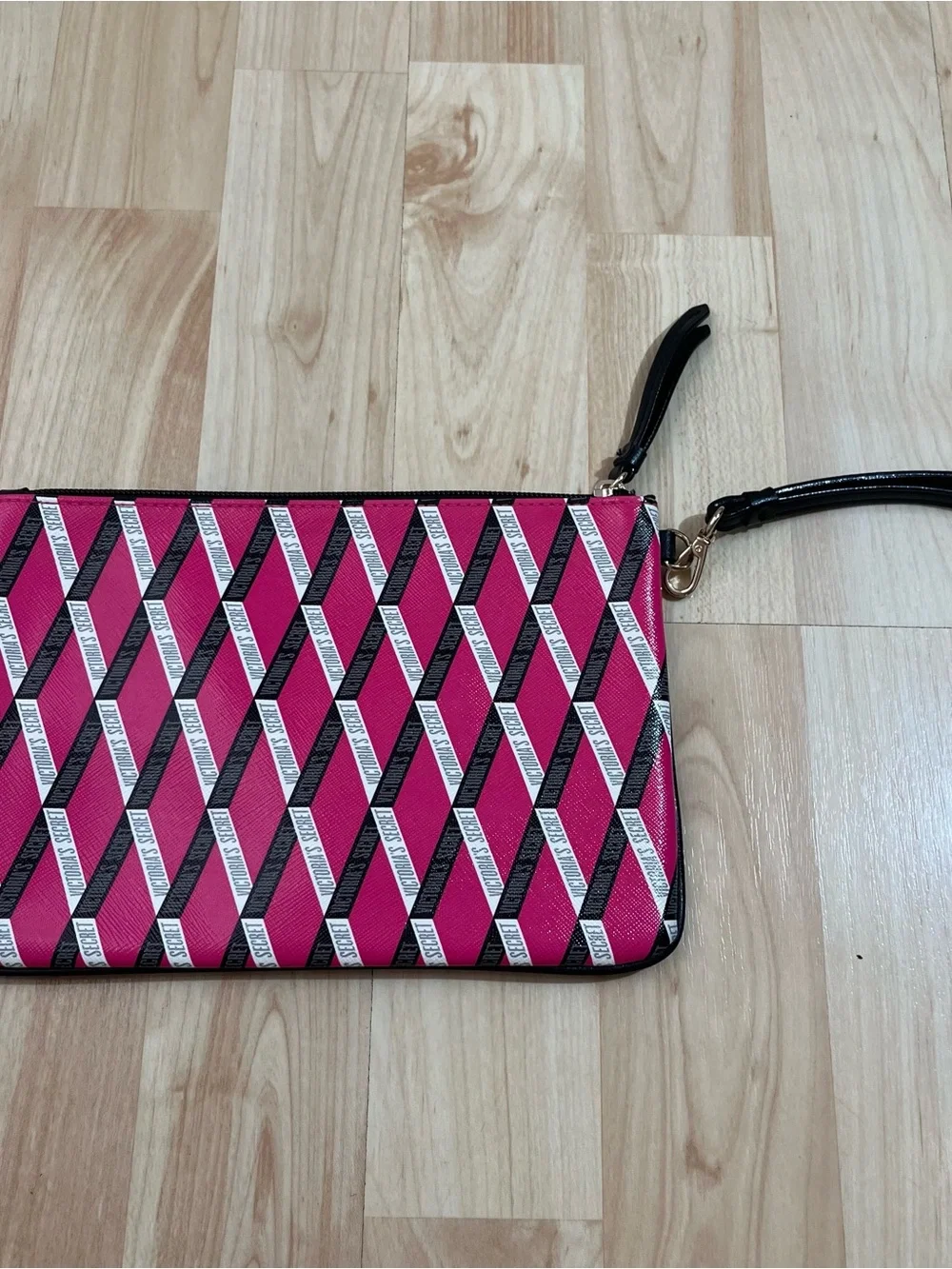 Victoria’s Secret Wristlet Cellphone Clutch